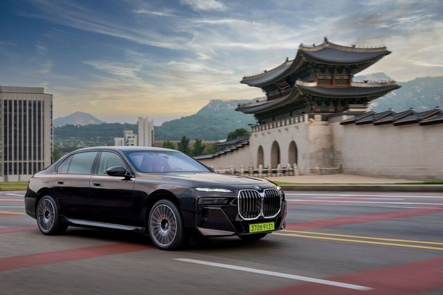 사진1-BMW 7시리즈 네로 루쏘 에디션