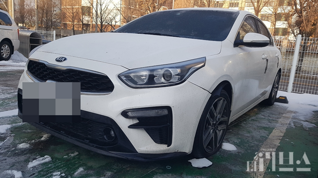 A씨가 공업소로부터 받은 차량 사진. [사진=제보자 제공]