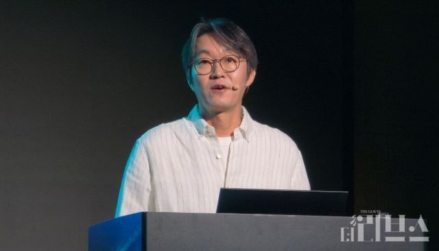 넥슨 이정헌 일본 법인 대표가 NDC 26에서 강연하고 있다. [사진=송진원 기자]