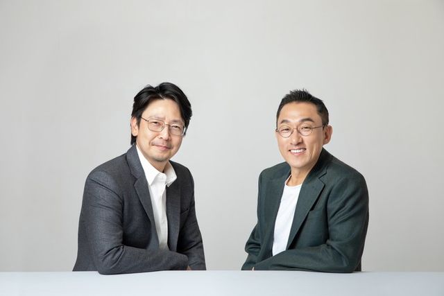 좌측부터 카카오게임즈 이시우 공동대표, 김태환 공동대표. [사진=카카오게임즈 제공]