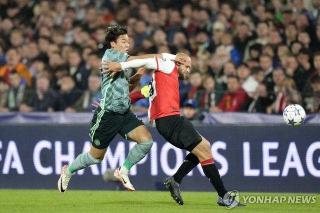 오현규(왼쪽). AP 연합뉴스