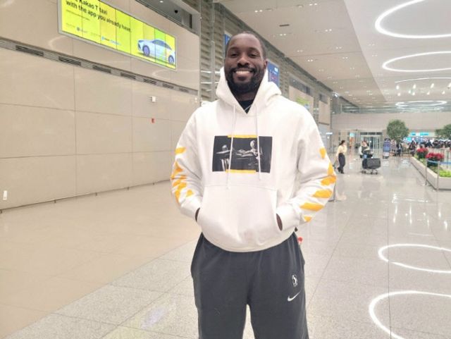 0005618624_001_20231113104403548