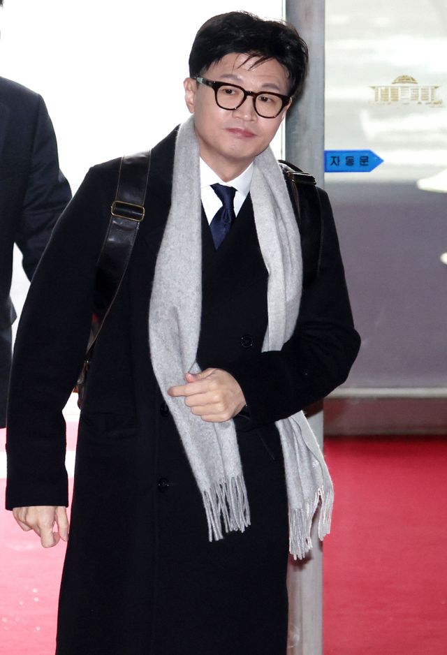 국회 온 한동훈 법무부 장관<YONHAP NO-1986>