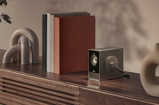 [제품 사진 2] LG 시네빔 큐브