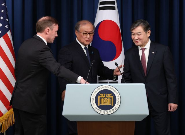 한미일 안보실장 공동 브리핑