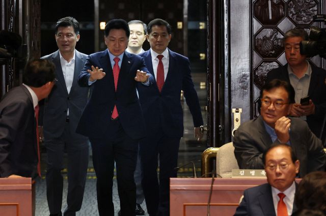 '괜찮아요, 괜찮아요'<YONHAP NO-2347>