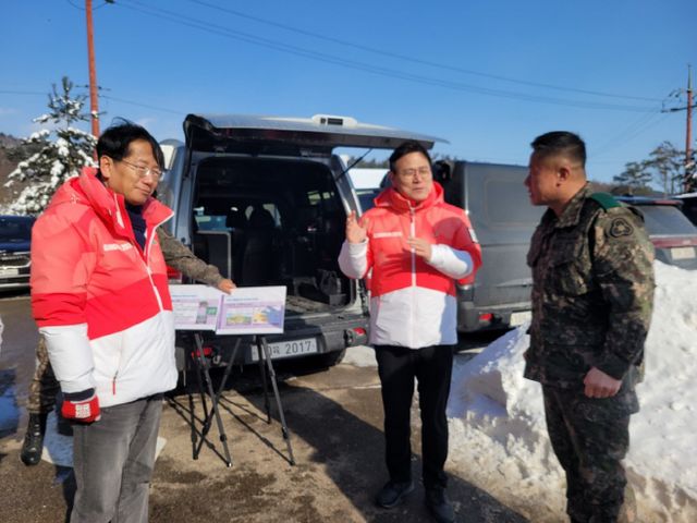 3. 36사단 현장종합상황실 방문-1(최종구 위원장)