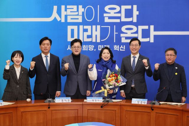 민주당 인재영입 6호에 황정아 한국천문연구원 책임연구원