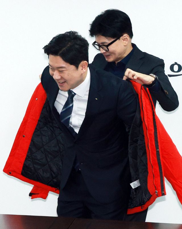 국민의힘, '사격 황제' 진종오<YONHAP NO-3368>