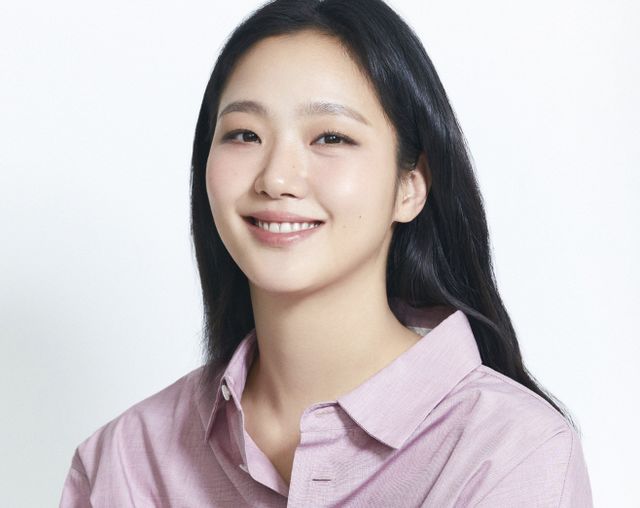 김고은
