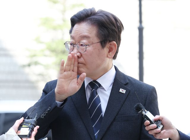 공판 출석하는 이재명