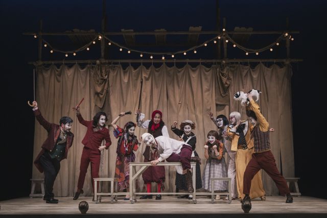 [국립극단] 스카팽(2024) 공연사진22