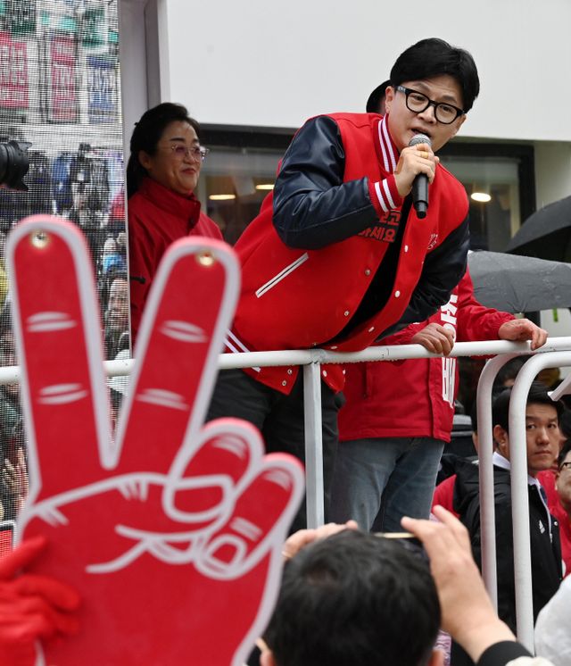 이종배 후보 지지 호소하는 한동훈 비대위원장<YONHAP NO-2138>