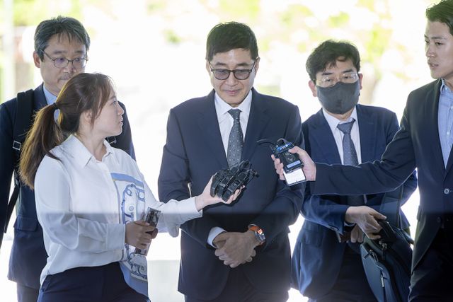 이호진 전 태광 회장 영장실질심사 출석