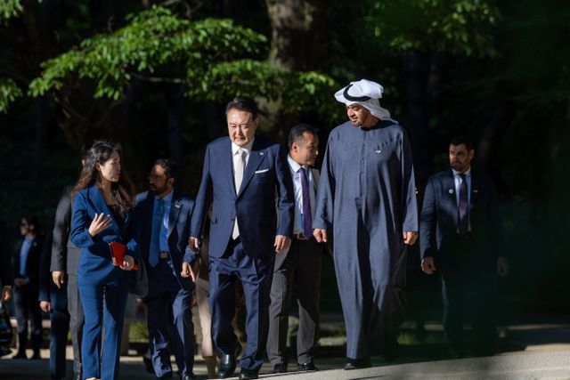 윤석열 대통령, 무함마드 UAE 대통령과 창덕궁 산책