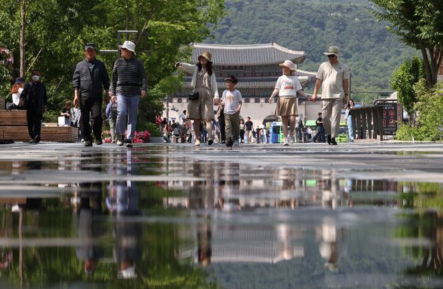 더운 오후 광화문