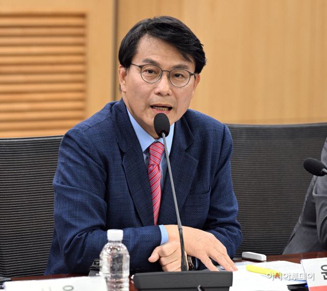 [포토] 발언하는 윤상현