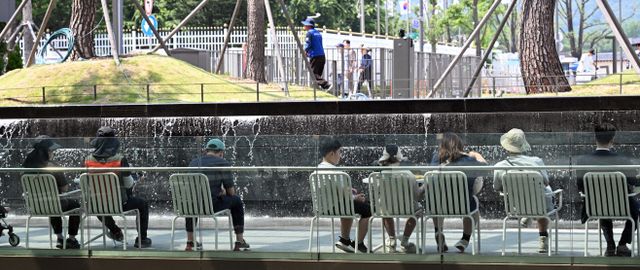 [포토]도심의 더위 퇴치법