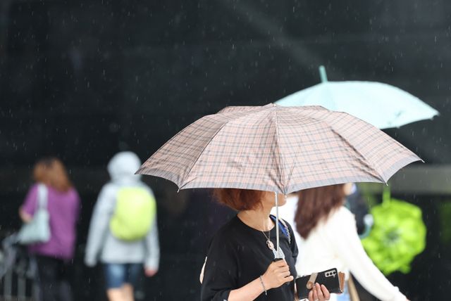 장맛비 내리는 서울