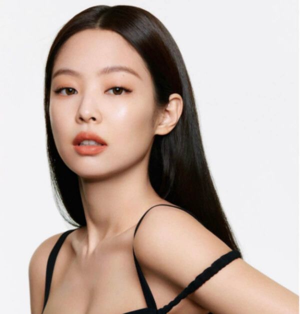 블랙핑크 제니/사진=헤라 인스타그램