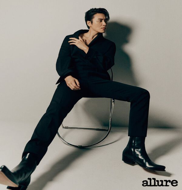 사진=일루어 코리아 이준혁 화보