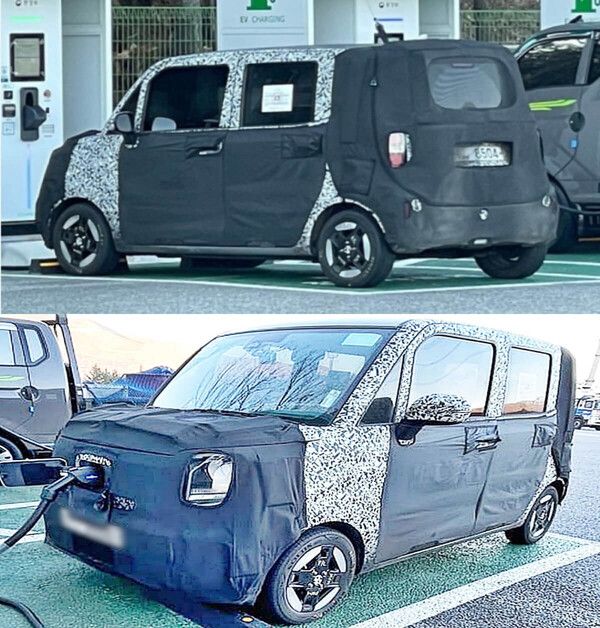 사진=온라인커뮤니티 (2세대 레이 EV 위장막 차량)