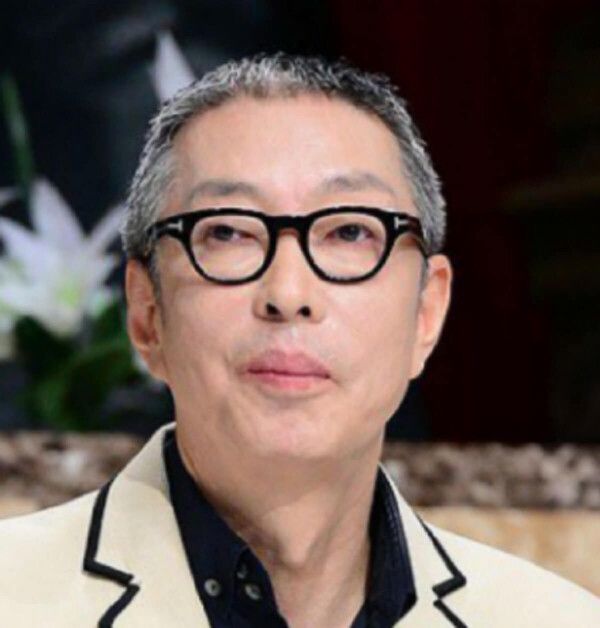 온라인 커뮤니티 (기사와 관련된 사진)