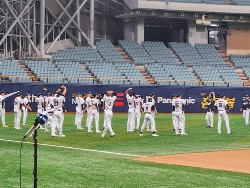 한국 야구대표팀이 29일 서울 구로구 고척스카이돔에서 훈련하고 있다. / 사진 = 연합뉴스