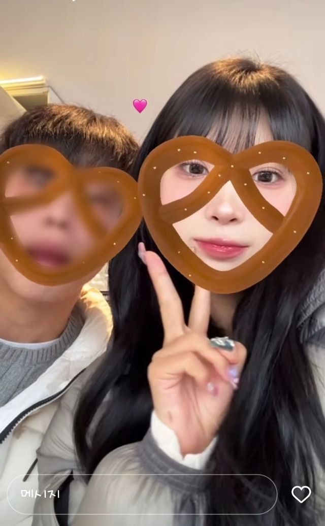 인플루언서 최준희가 지난 20일 자신의 인스타그램에 남자친구와 찍은 사진을 공개했다. (사진=최준희 인스타그램 캡처) 2024.12.21.&nbsp; *재판매 및 DB 금지&nbsp; / 사진 = 뉴시스