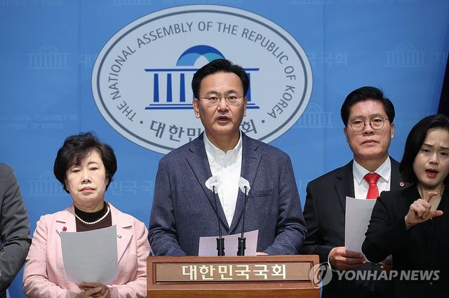 국민의힘 법사위 위원들[연합뉴스 자료사진] / 사진 = 연합뉴스