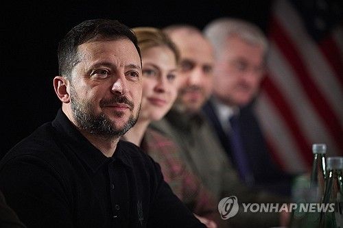(뮌헨 AFP=연합뉴스) 2025년 2월 14일 개막한 뮌헨 안보회의에 참석중인 볼로디미르 젤렌스키 우크라이나 대통령. [우크라이나 대통령실 공보관실 제공 사진. 크레딧 표시 필수] 2025.2.15. / 사진 = 연합뉴스
