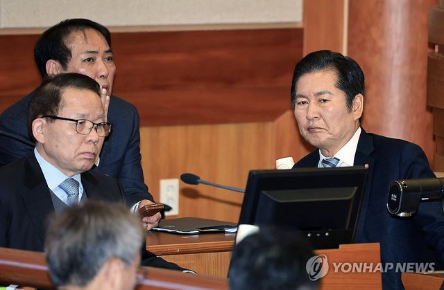 윤석열 대통령 탄핵심판 11차 변론이 열린 25일 서울 종로구 헌법재판소 대심판정에서 정청래 국회 탄핵소추단장과 탄핵소추대리인단 김이수 공동대표 등이 출석해 있다. 2025.2.25 [사진공동취재단] / 사진 = 연합뉴스