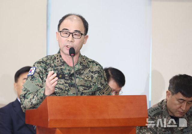 곽종근 전 특수전사령관이 4일 서울 여의도 국회에서 열린 윤석열 정부의 비상계엄 선포를 통한 내란혐의 진상규명 국정조사특별위원회의 2차 청문회에서 의원 질의에 답하고 있다. 2025.02.04. / 사진 = 뉴시스