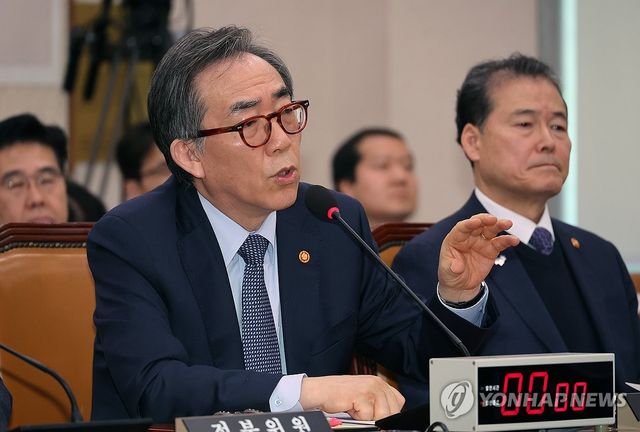 19일 서울 여의도 국회에서 열린 법제사법위원회에서 미국 에너지부가 한국을 '민감국가'로 지정한 것과 관련 조태열 외교부 장관이 의원 질의에 발언하고 있다. 2025.3.19 / 사진 = 연합뉴스