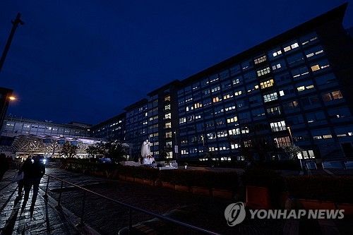 교황이 입원한 로마 제멜리 병원[로이터 연합뉴스 자료사진. 재판매 및 DB 금지] / 사진 = 연합뉴스