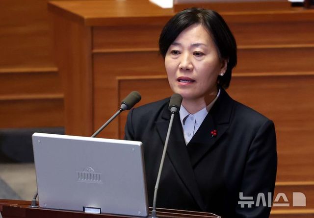 송미령 농림축식품부 장관이 국회에서 답변하고 있다. 2025.01.09. / 사진 = 뉴시스