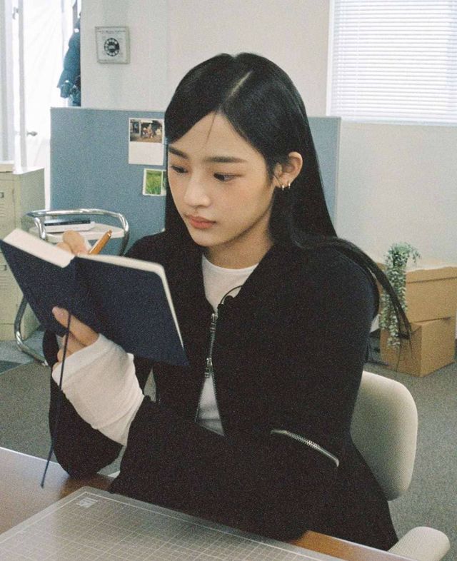 사진=뉴진스 인스타그램