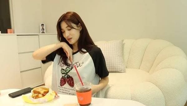 유튜브 '율희의 집'