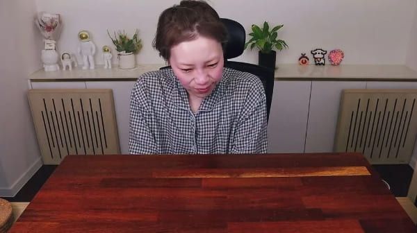 유튜브 '입짧은햇님'