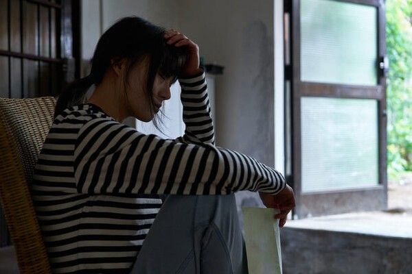 ⓒ게티이미지뱅크(우울감을 느끼는 여성)