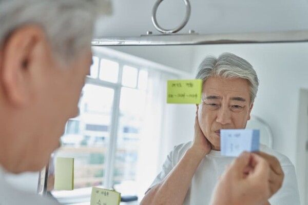 ⓒ게티이미지뱅크(노부부)