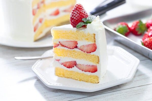 ⓒ게티이미지뱅크(딸기 케이크)