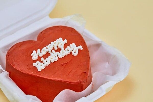 ⓒ게티이미지뱅크(레터링 케이크)