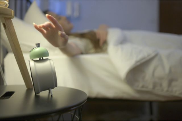 ⓒ게티이미지뱅크(침대 알람)