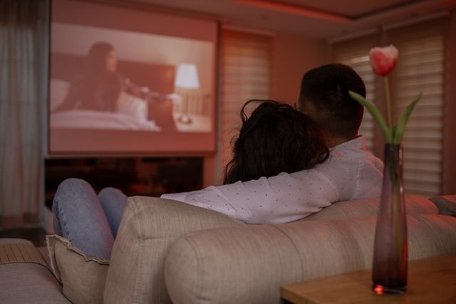 ⓒ게티이미지뱅크(실내 영화)