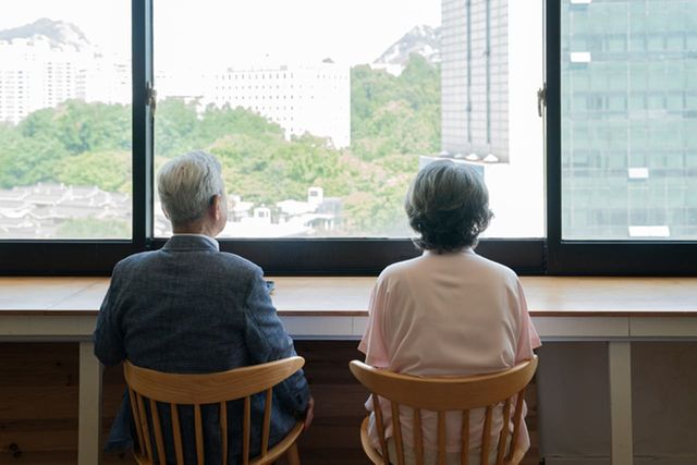 ⓒ게티이미지뱅크(노부부)