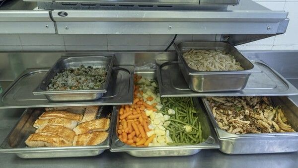 ⓒ게티이미지뱅크(구내식당)