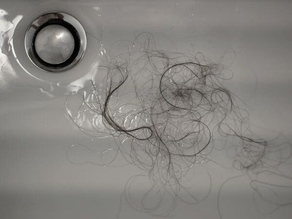 ⓒ게티이미지뱅크(젖은 머리)