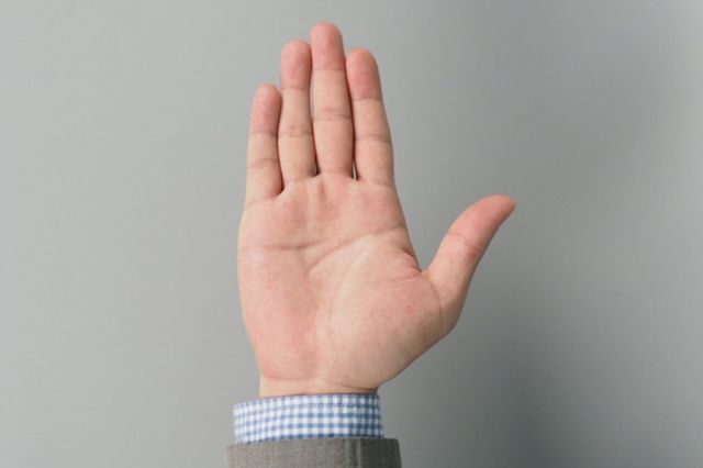 ⓒ게티이미지뱅크(사람손)