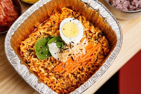 ⓒ게티이미지뱅크(불닭볶음면)